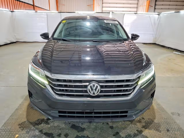 Volkswagen Passat - фото 1