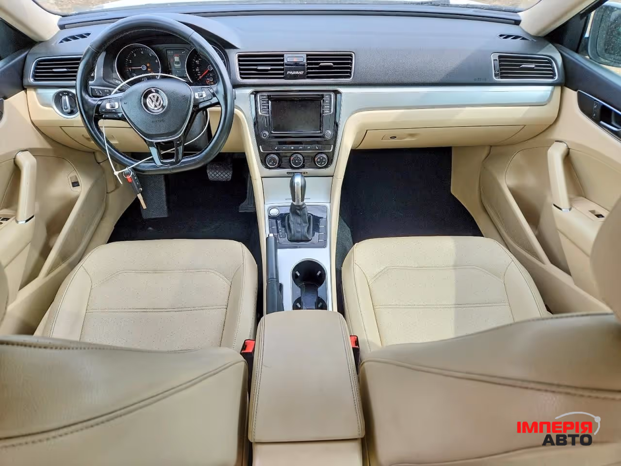 Volkswagen Passat - фото 7