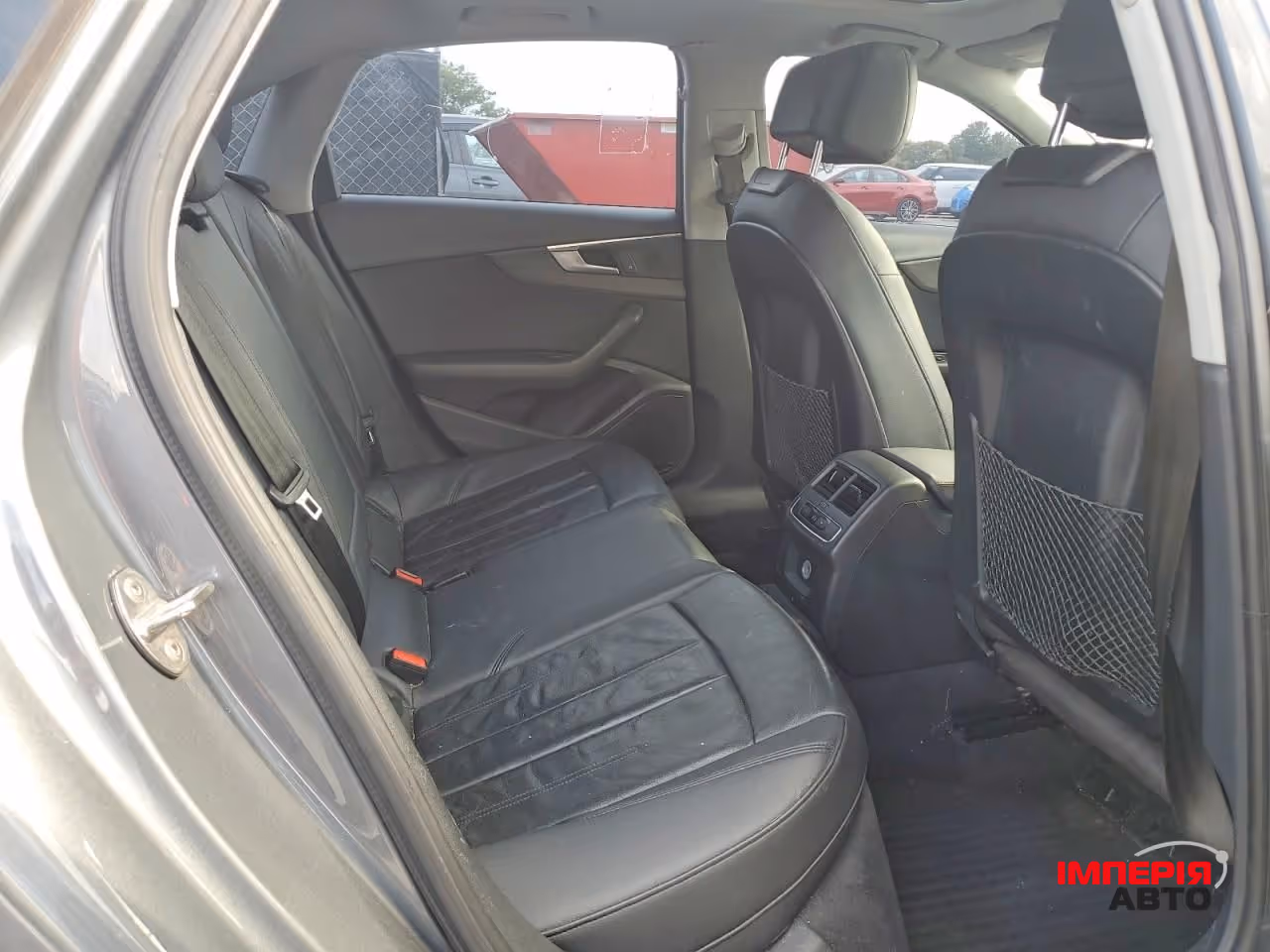 Audi A4 - фото 9