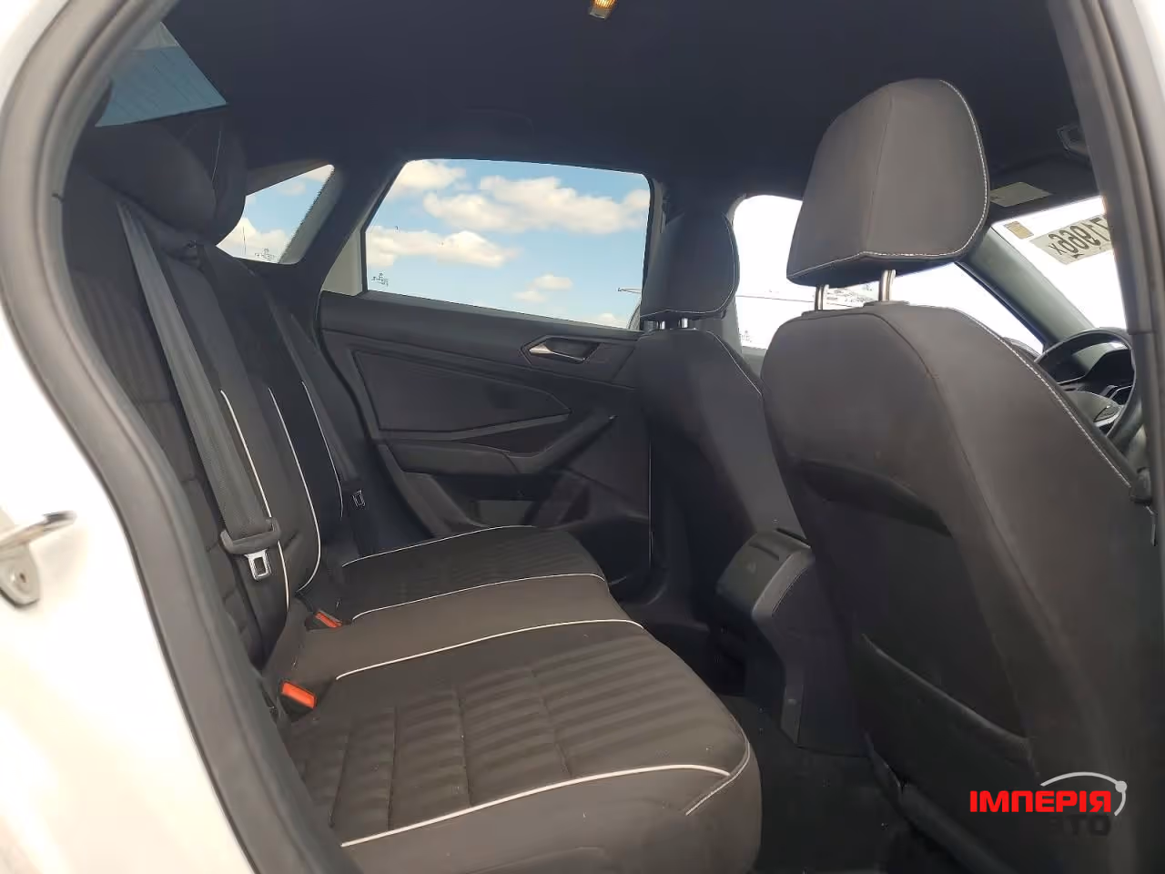 Volkswagen Jetta - фото 9