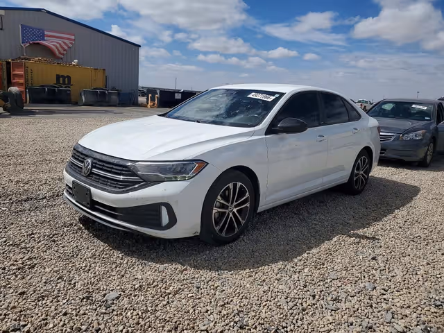 Volkswagen Jetta - фото 3