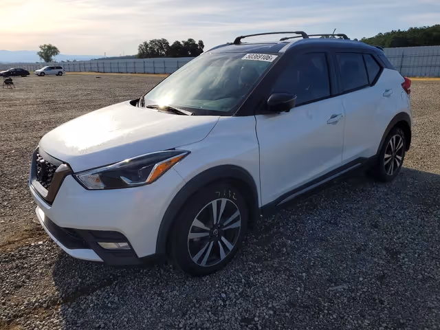 Nissan Kicks - фото 3