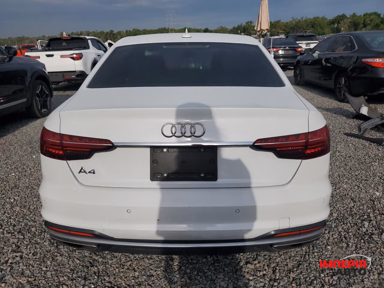 Audi A4 - фото 6