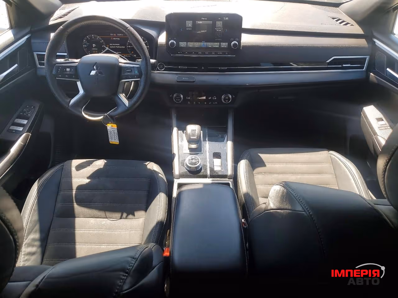 Mitsubishi Outlander - фото 8