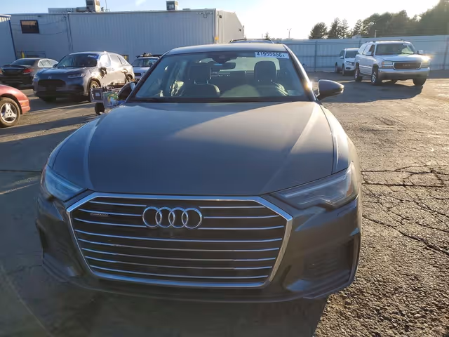 Audi A6 - фото 1