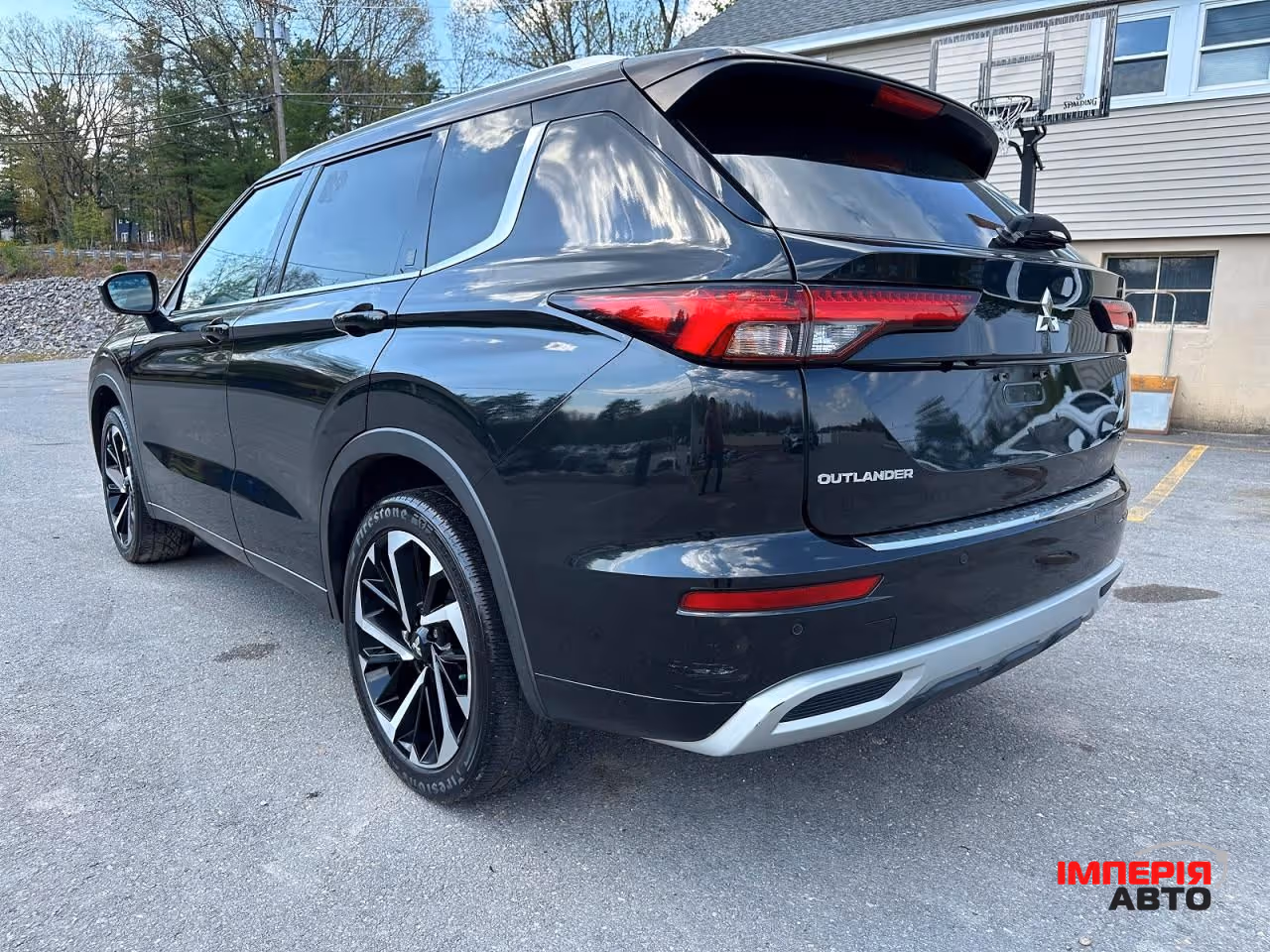 Mitsubishi Outlander - фото 2