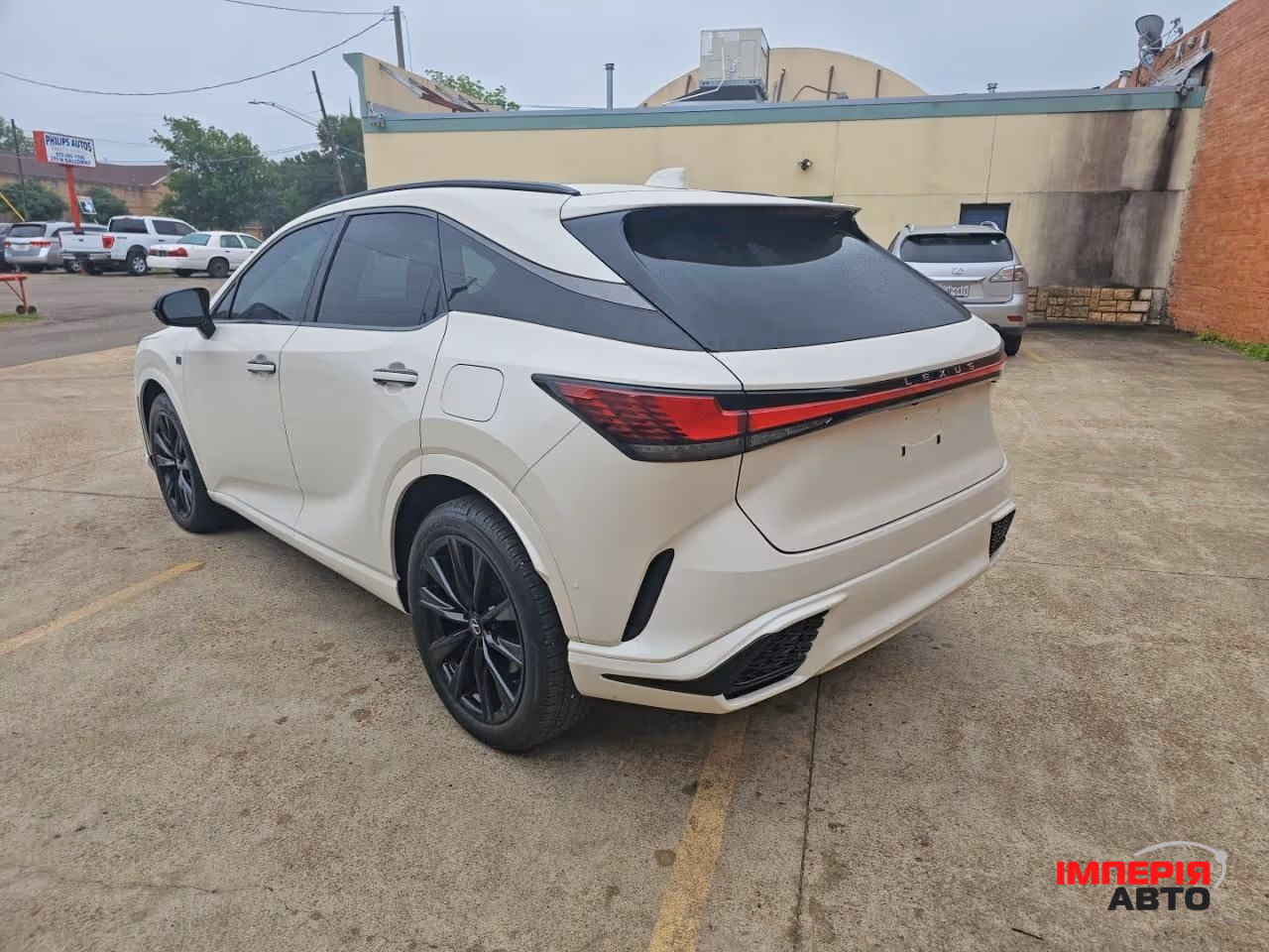 Lexus RX - фото 3