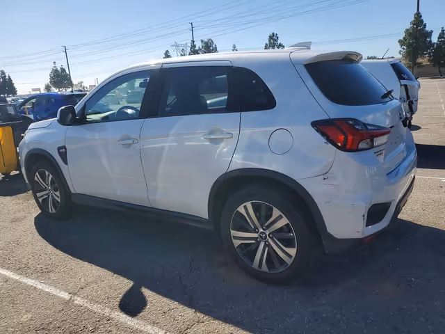 Mitsubishi Outlander Sport - фото 4