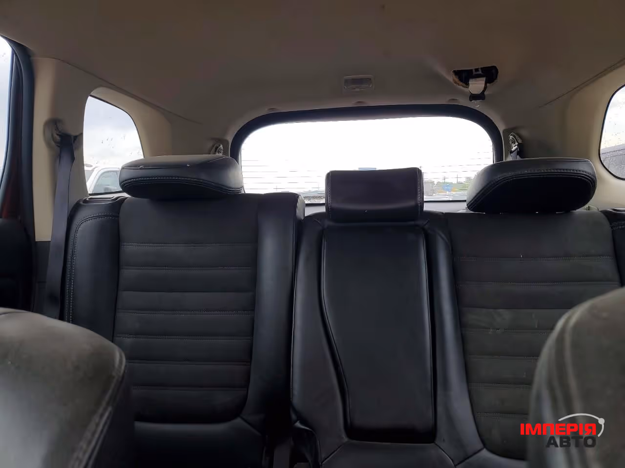 Mitsubishi Outlander - фото 10