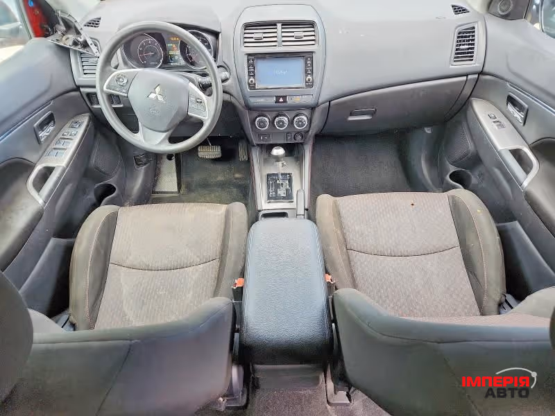 Mitsubishi Outlander Sport - фото 7