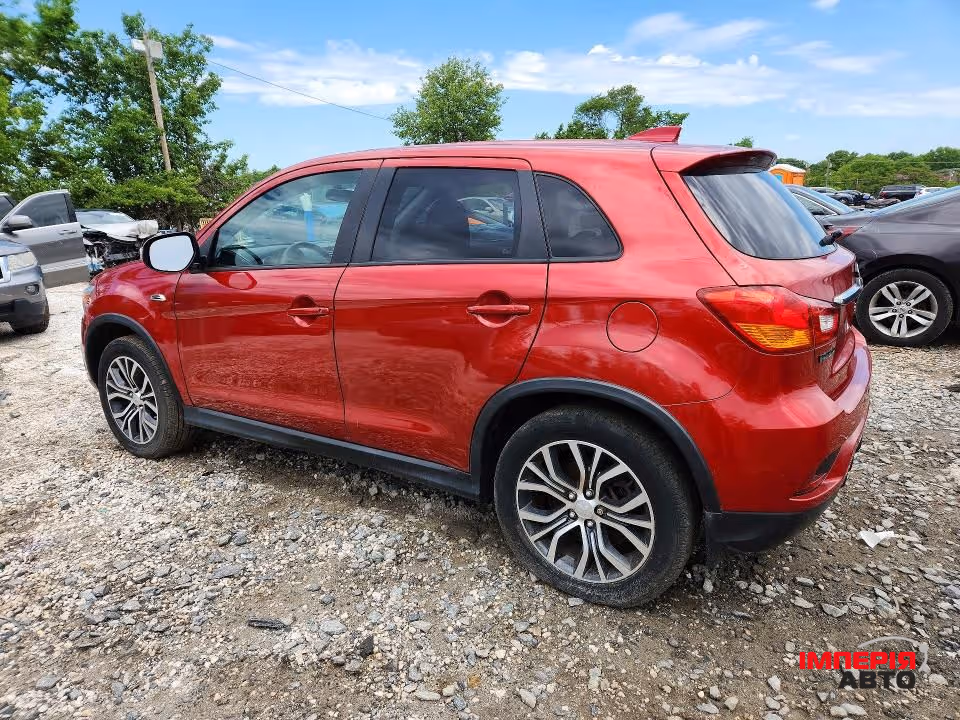 Mitsubishi Outlander Sport - фото 4
