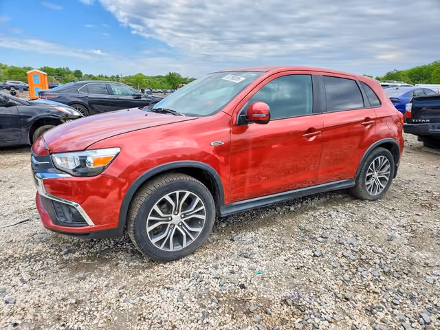 Mitsubishi Outlander Sport - фото 2