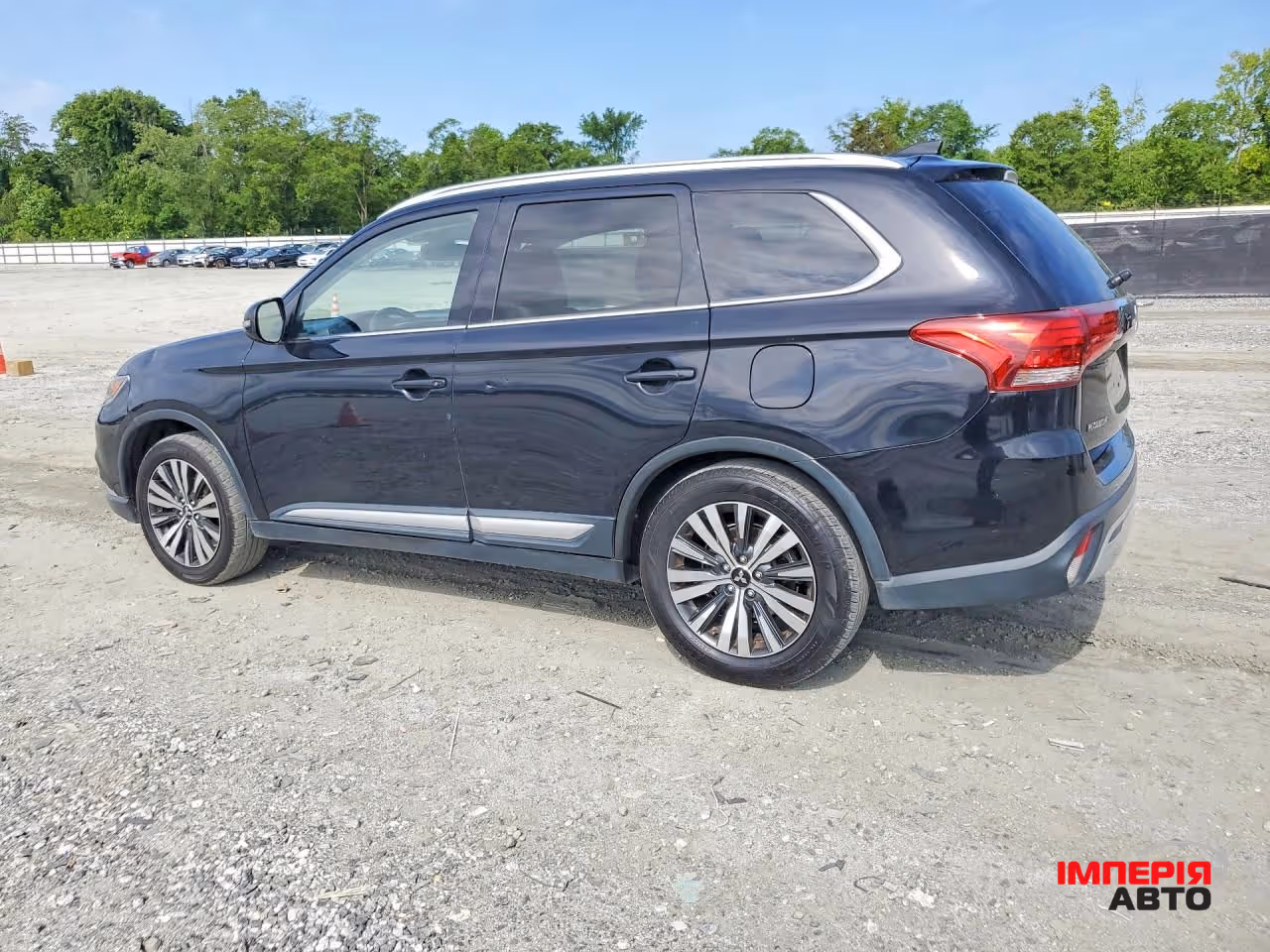 Mitsubishi Outlander - фото 5