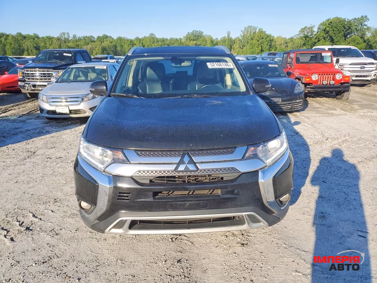 Mitsubishi Outlander - фото 1