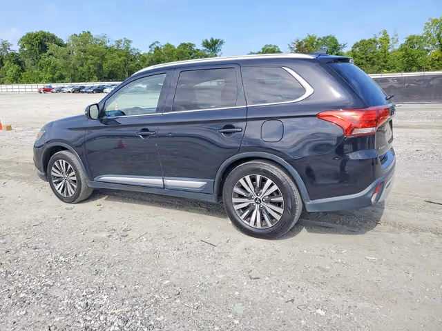 Mitsubishi Outlander - фото 5