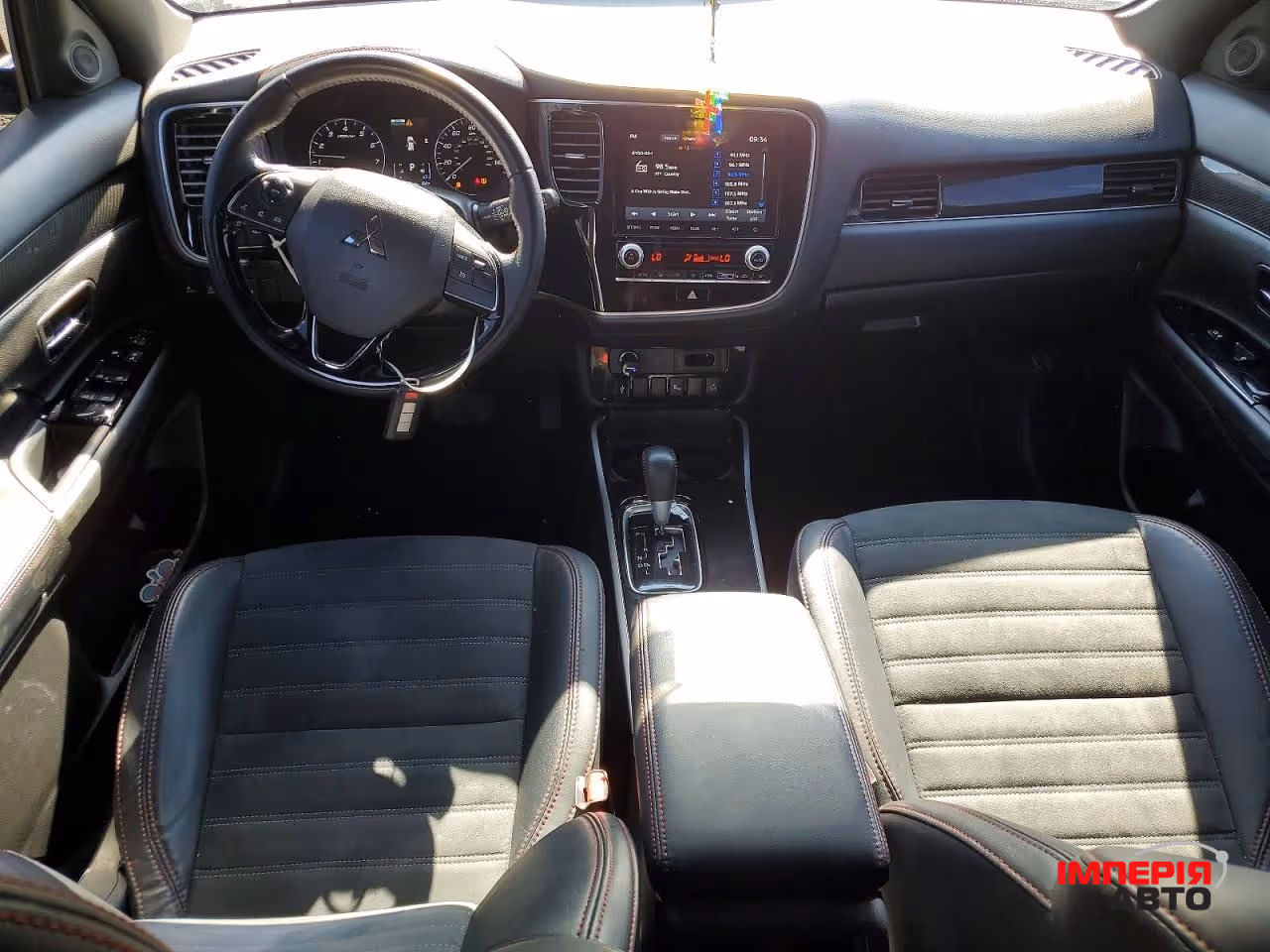 Mitsubishi Outlander - фото 8