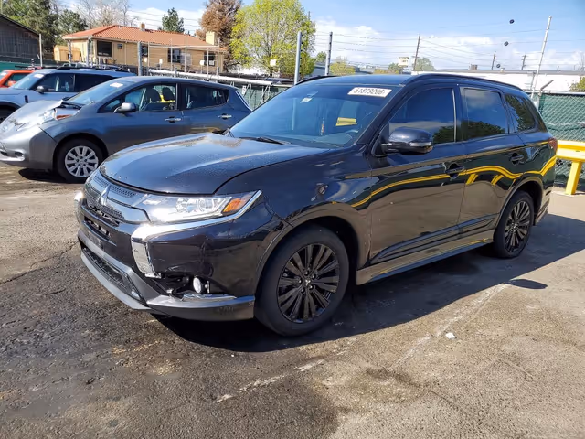 Mitsubishi Outlander - фото 2