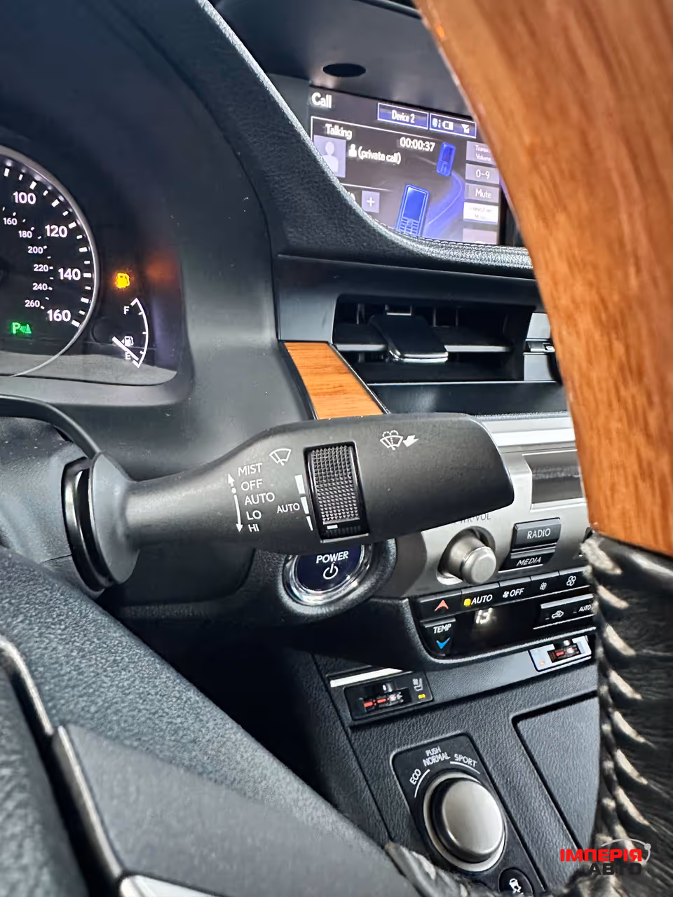 Lexus ES - фото 24