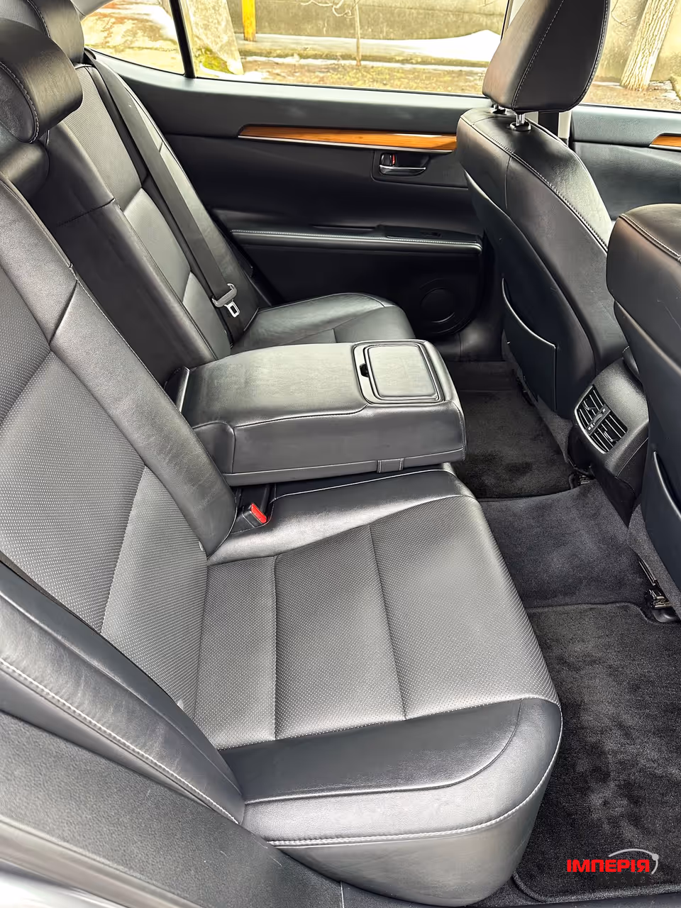 Lexus ES - фото 18