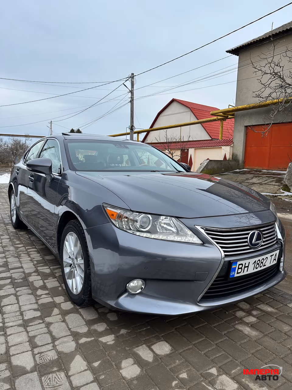 Lexus ES - фото 1