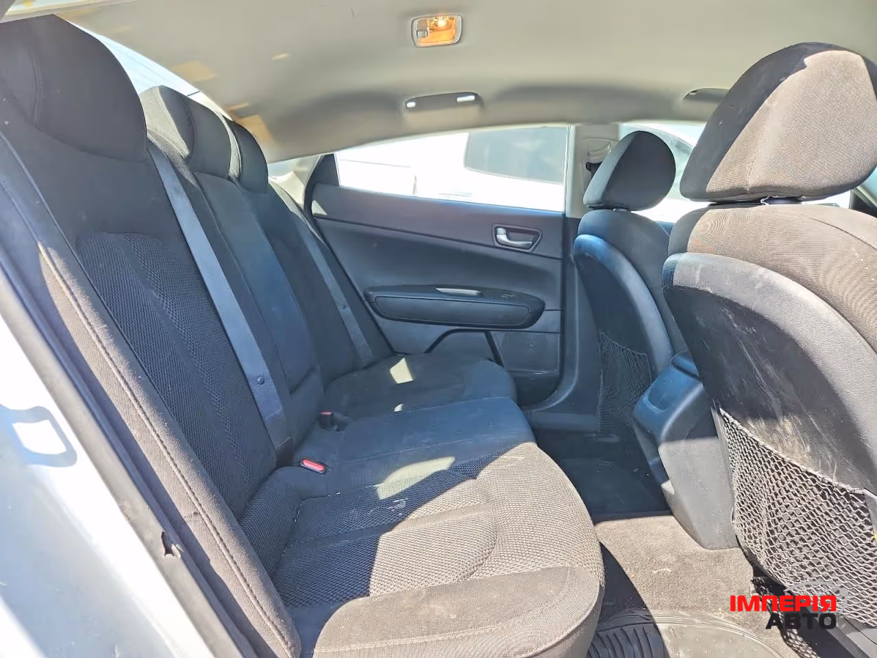 Kia Optima - фото 9