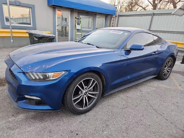 Ford Mustang - фото 3