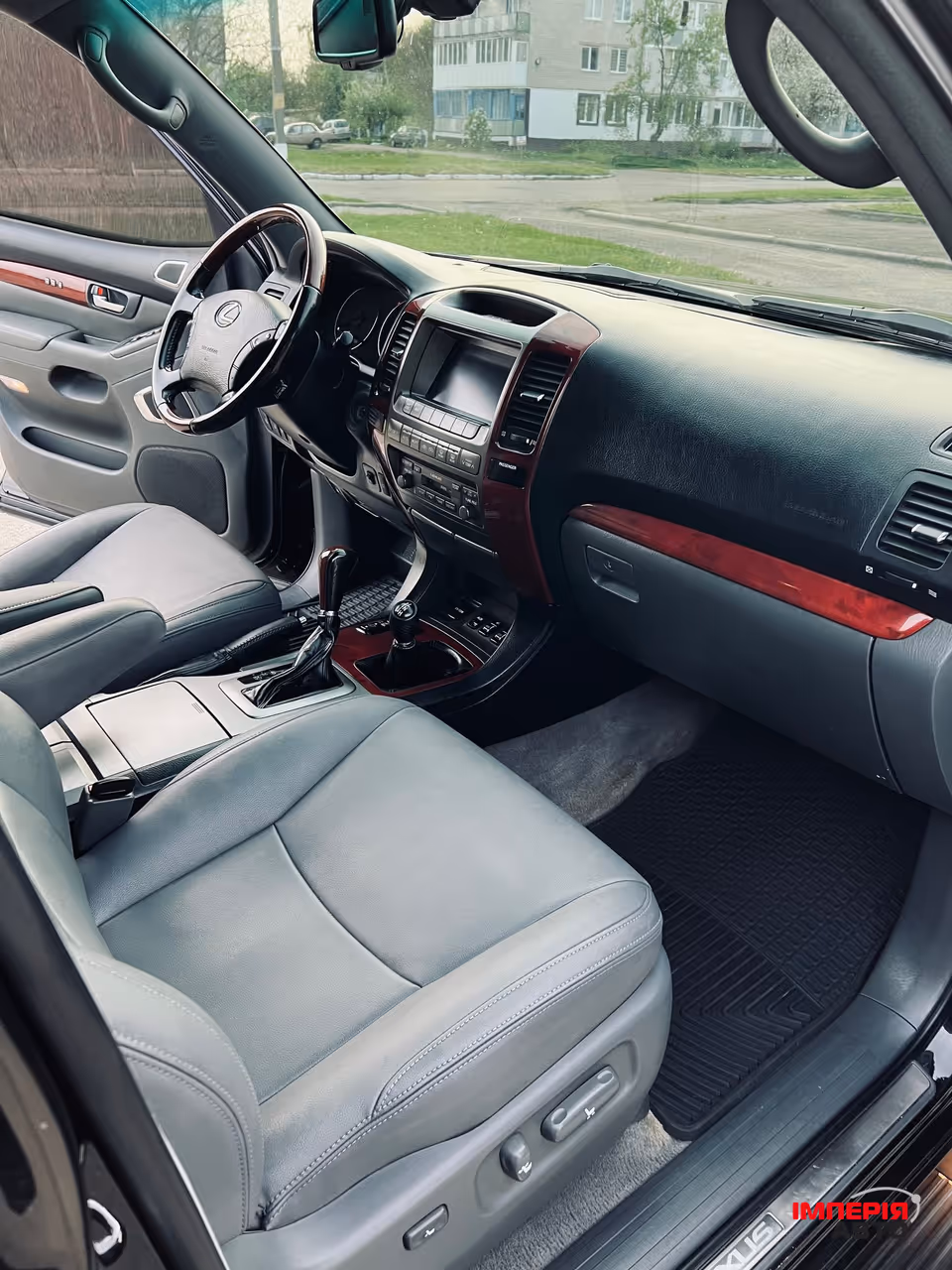 Lexus GX - фото 12