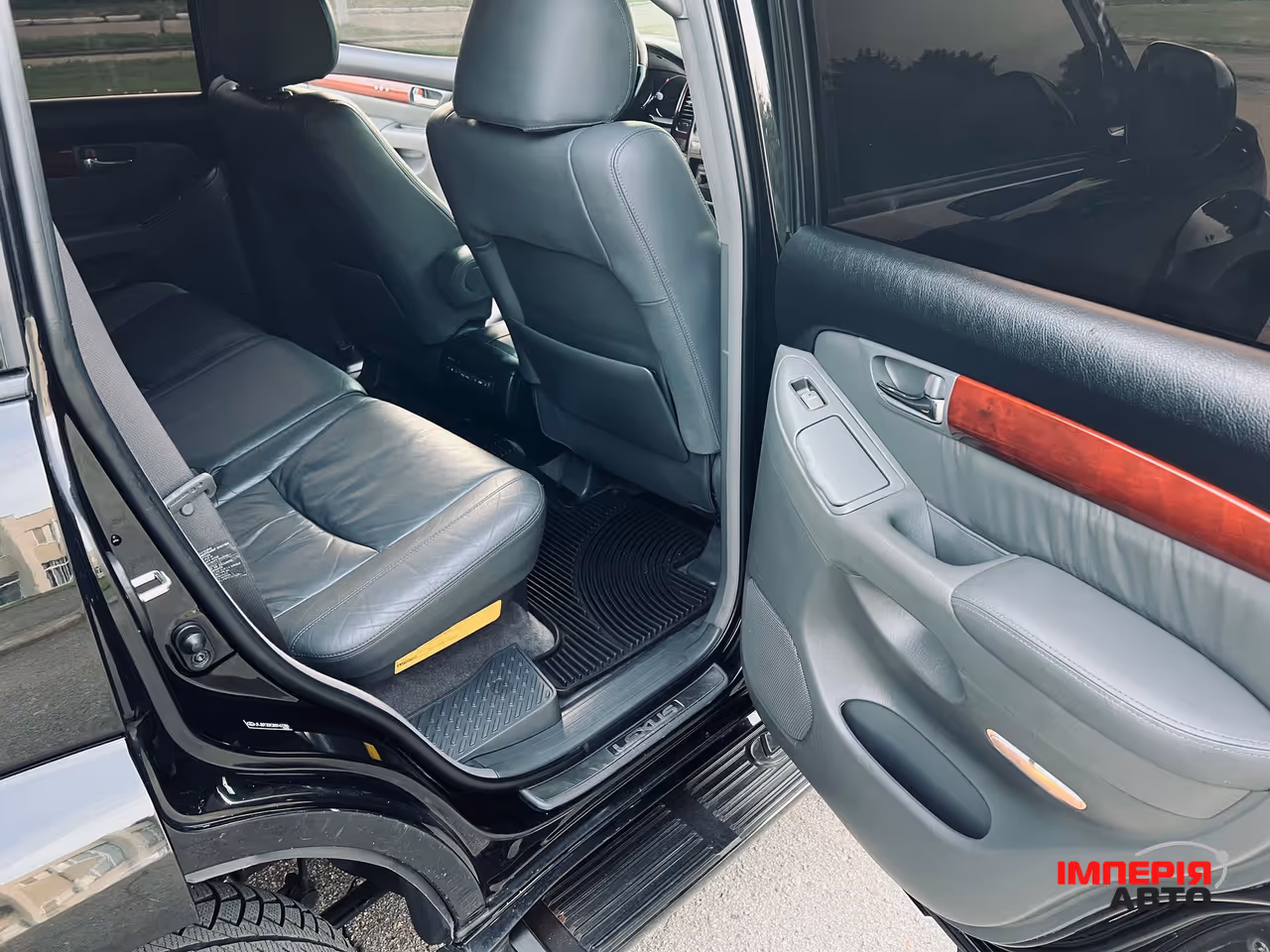 Lexus GX - фото 11