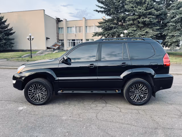 Lexus GX - фото 2