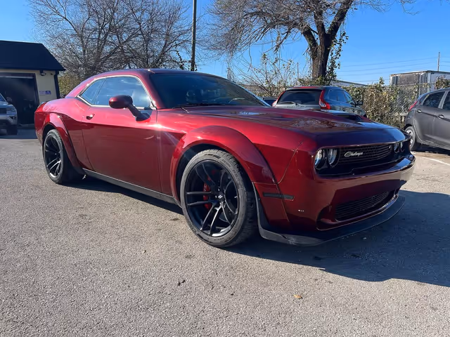 Dodge Challenger - фото 1