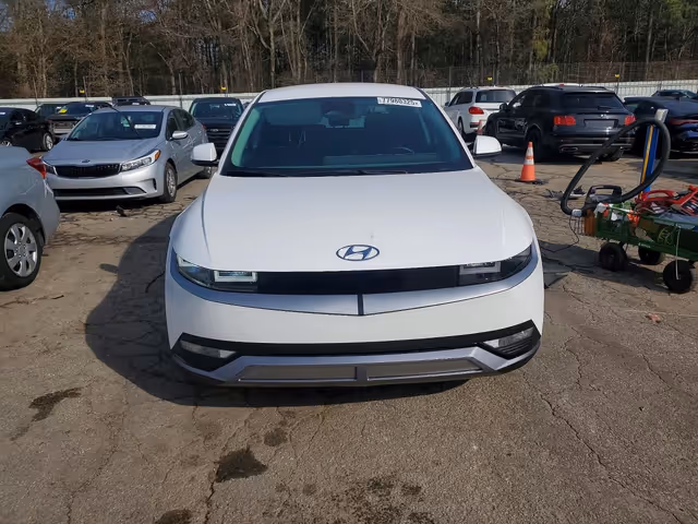 Hyundai IONIQ 5 - фото 1