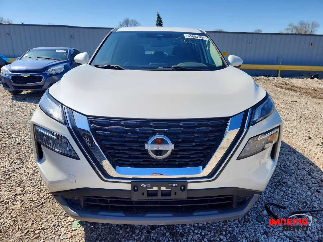 Nissan Rogue - фото 1