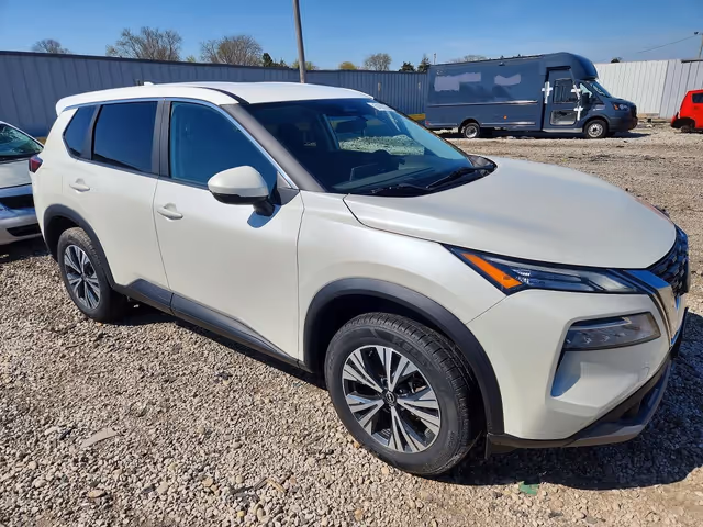 Nissan Rogue - фото 3