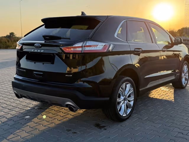 Ford Edge - фото 3