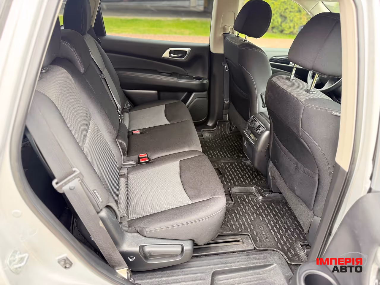 Nissan Pathfinder - фото 26