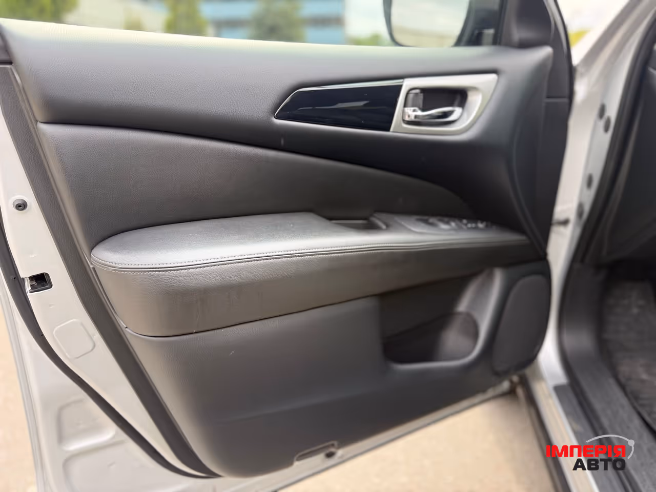 Nissan Pathfinder - фото 14