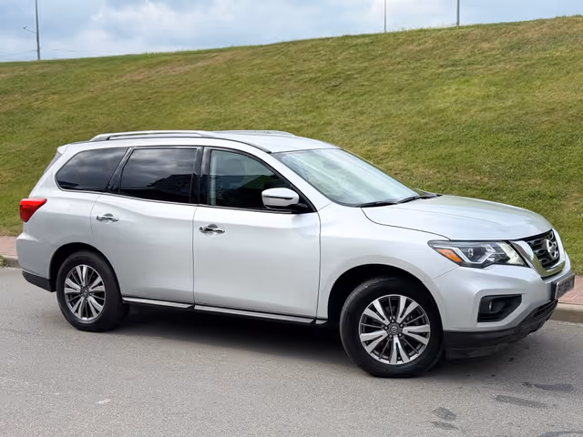 Nissan Pathfinder - фото 3
