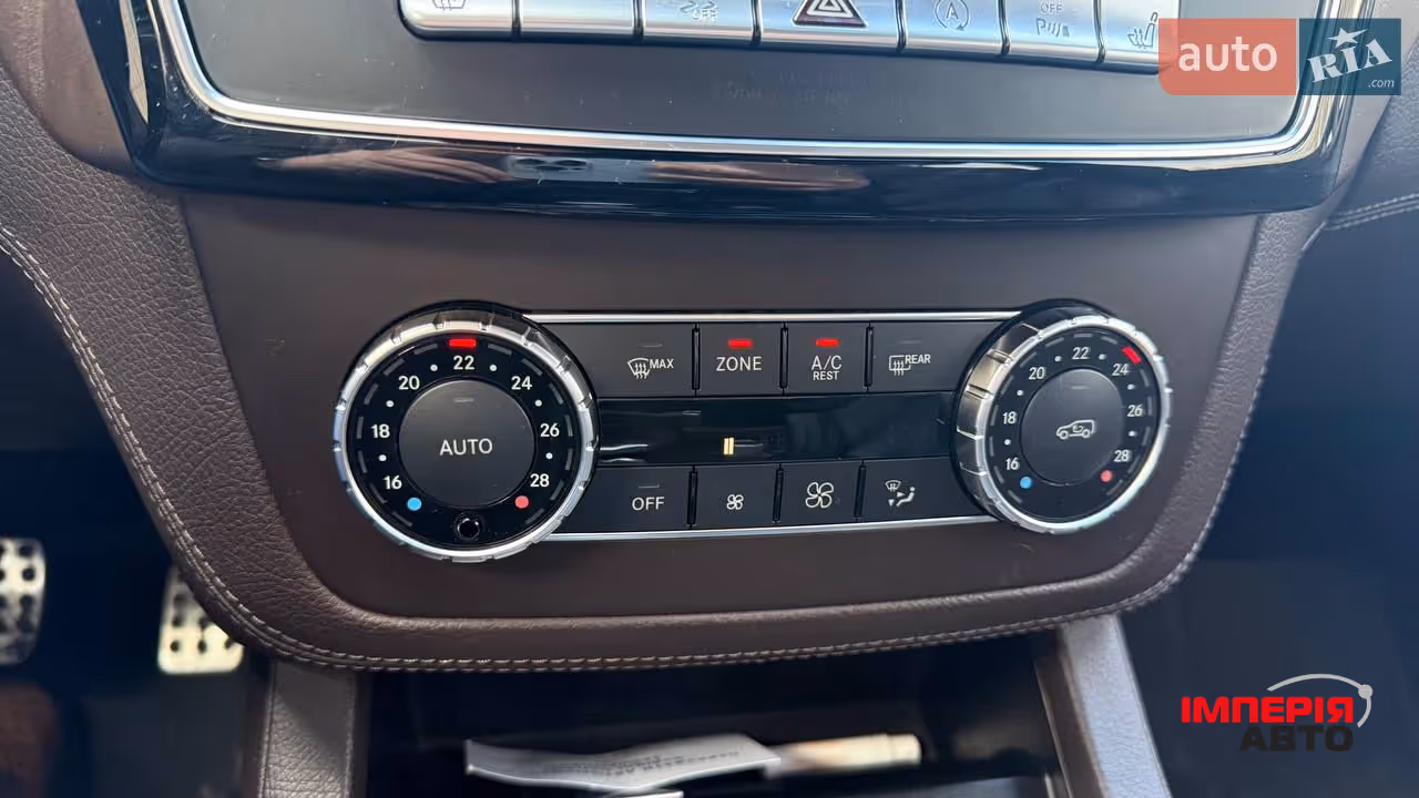 Mercedes-Benz GLS - фото 8