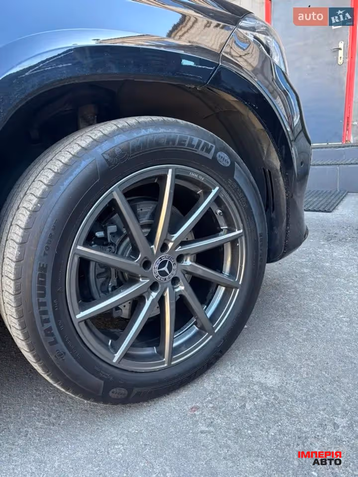 Mercedes-Benz GLS - фото 4