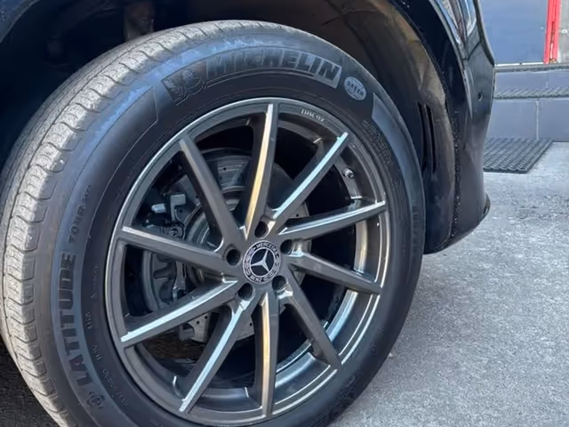 Mercedes-Benz GLS - фото 4