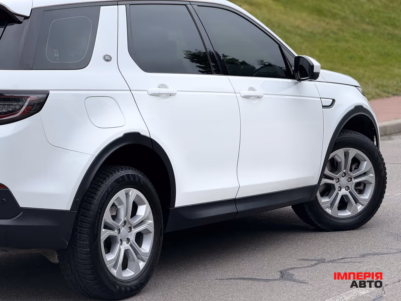 Land Rover Discovery Sport - фото 10