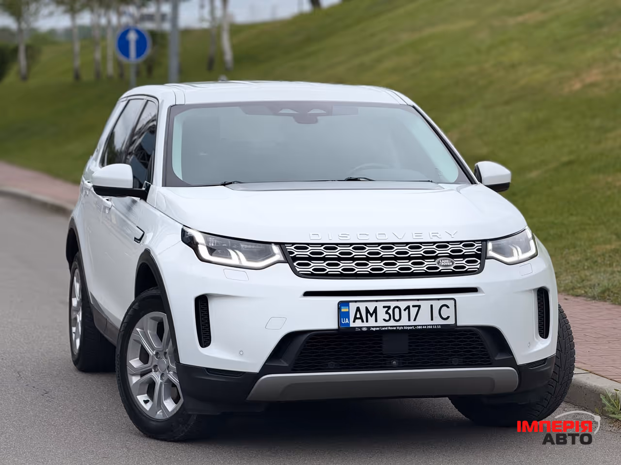 Land Rover Discovery Sport - фото 3