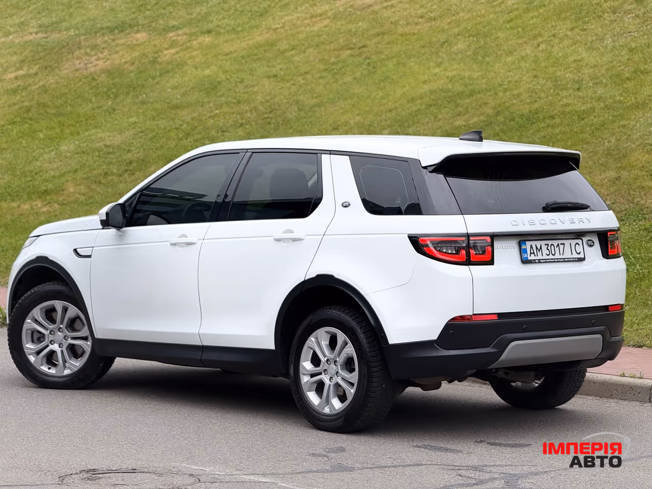Land Rover Discovery Sport - фото 39