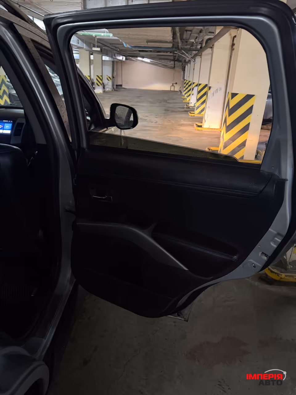 Mitsubishi Outlander - фото 17