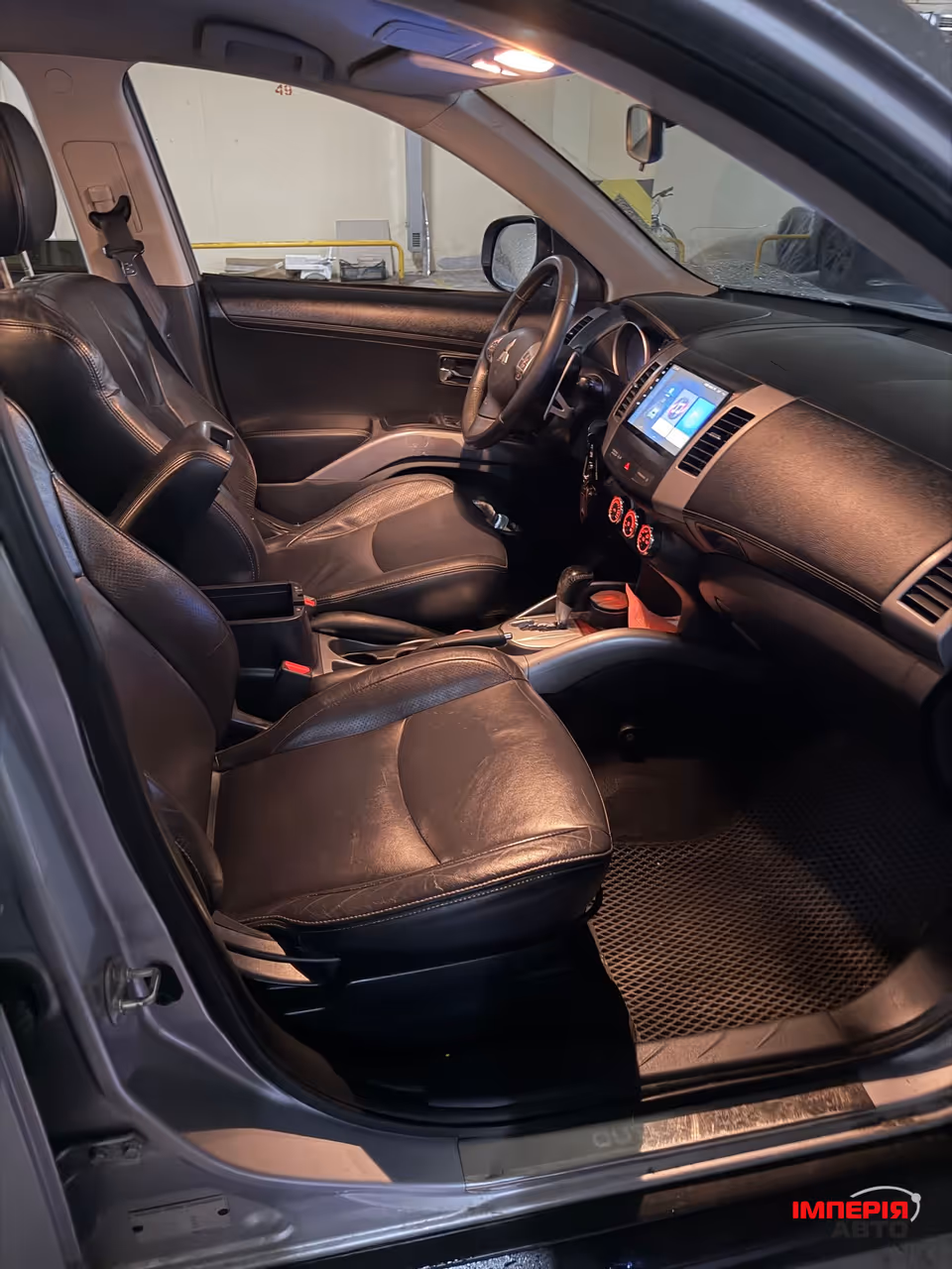 Mitsubishi Outlander - фото 34