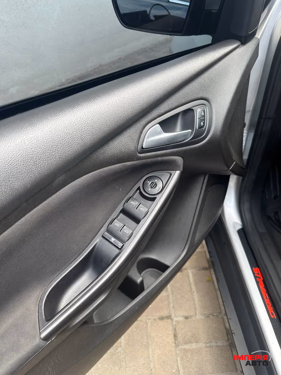 Ford Focus - фото 6