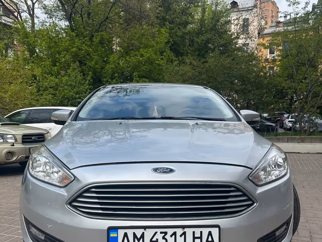 Ford Focus - фото 2