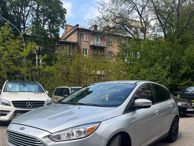 Ford Focus - фото 3