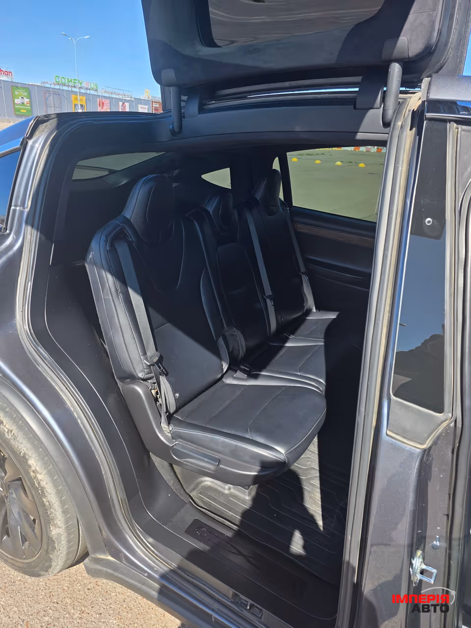 Tesla Model X - фото 40