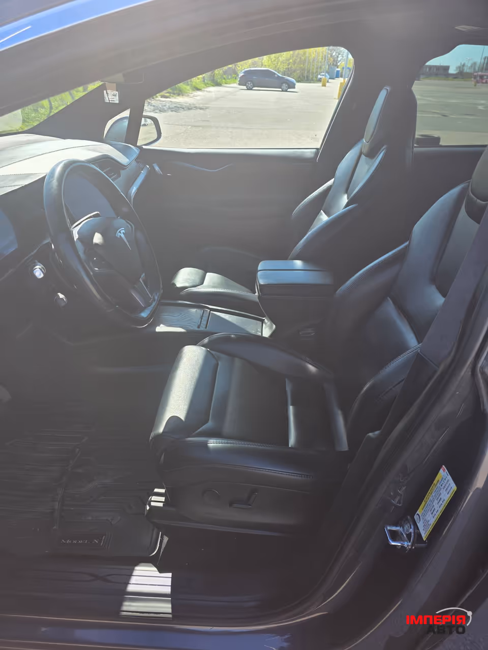 Tesla Model X - фото 26